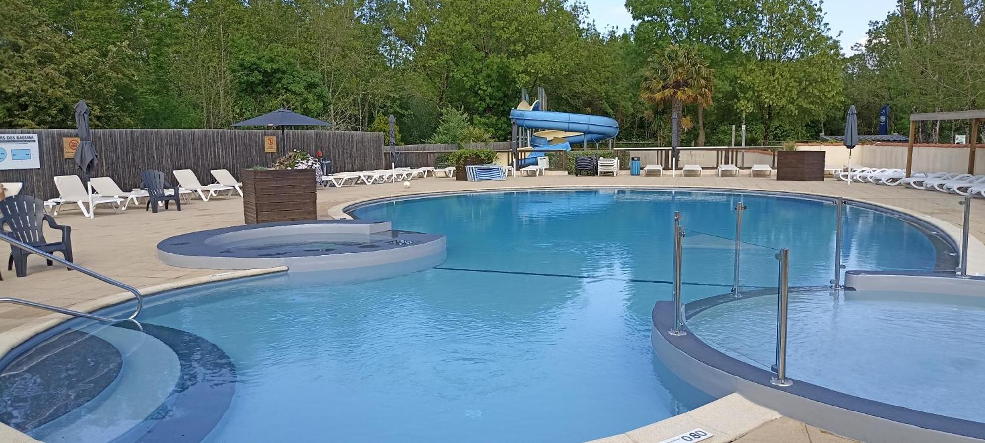 Mobilhome L'Oasis Camping Le Clos Cottet Angles  外观 照片